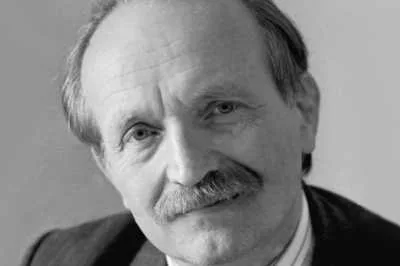 Метал у кістках й удари кастетом: з’явилися нові подробиці смерті Чорновола – From-UA: Новини України