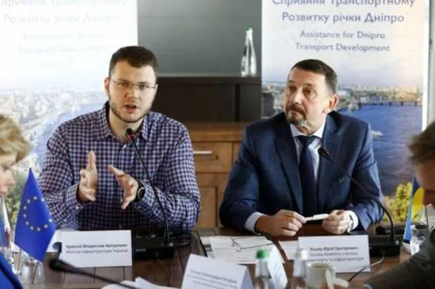 Владислав Криклий и Павел Шевченко создали “трнспортный картель” и проворачивают коррупционные схемы – From-UA: Новини України