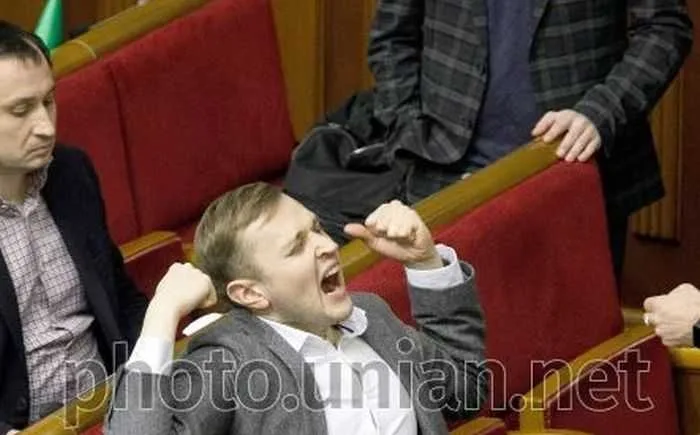 “Слуга” Жупанин приховав в декларації дані співмешканки і квартиру за 2,9 мільйона – From-UA: Новини України