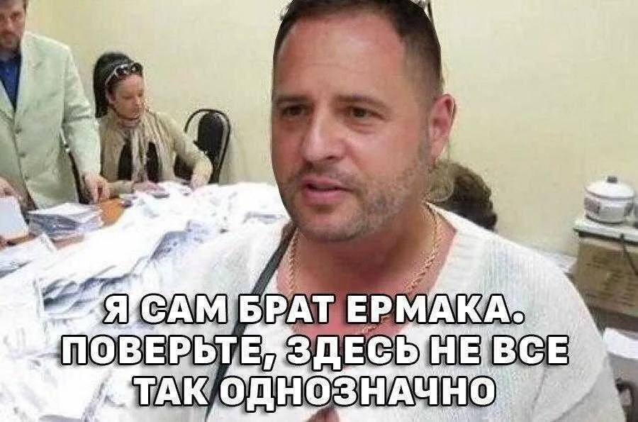 После того, как Александр Турчинов возглавил предвыборный штаб Порошенко, населению Банковой, стоило бы сдрыснуть из помещения как тараканам.