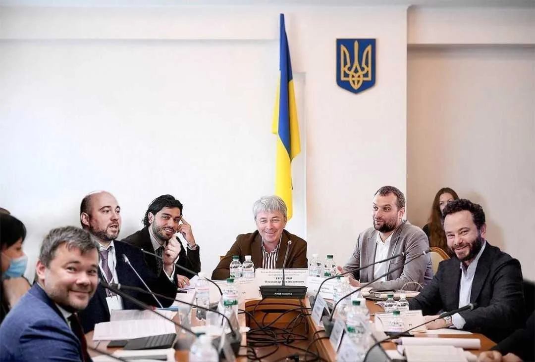 Земельно-культурный дерибан: в чем обвиняют нового министра культуры Ткаченко