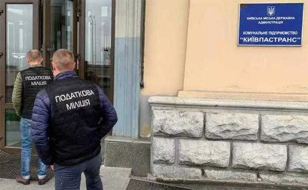 Борьба за Киев. КГГА обвиняет власть в силовом терроре