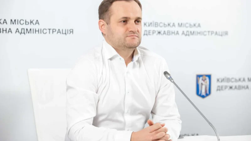 Зажравшиеся замы Кличко получили матпомощь – From-UA: Новини України