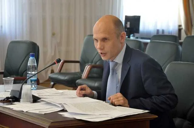 Антон Лопатин продолжает грабить государство, только уже законно? – From-UA: Новини України