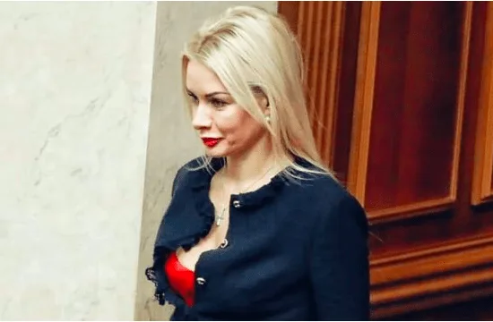 “Слуга народу” задекларувала подарунок на 5 мільйонів гривень та елітний годинник – From-UA: Новини України