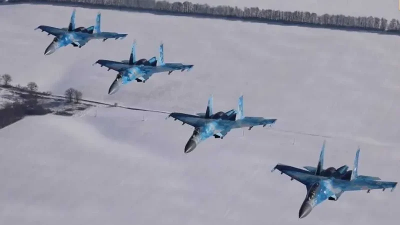 «Заметіль-2022»: Тактична авіація наносить ракетно-бомбові удари по танкових колонах (ВІДЕО) – From-UA: Новини України