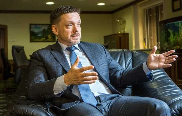 Евгений Мецгер – невменяемый казнокрад будет пилить миллиарды – From-UA: Новини України