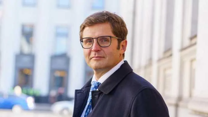 Андрей Холодов. Нардеп “слуга” сядет на потоки таможни – From-UA: Новини України