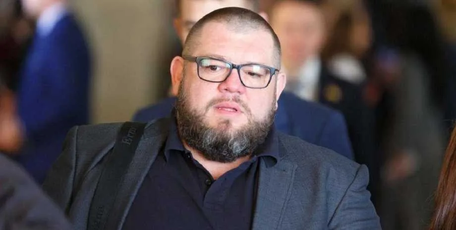 Николай Галушко – криминал, игровые автоматы, наркотики, фиктивные тендеры и отец “запутинец” быдло-депутата “слуги”