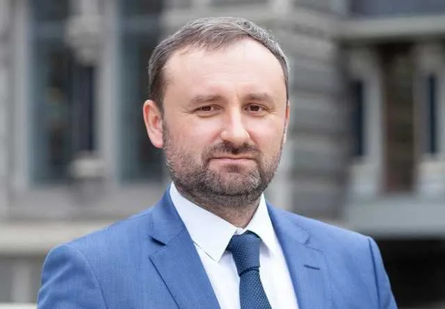 Ярослав Матузка та Фірташ. Заступник голови Нацбанку приховав свої зв’язки з олігархом – From-UA: Новини України