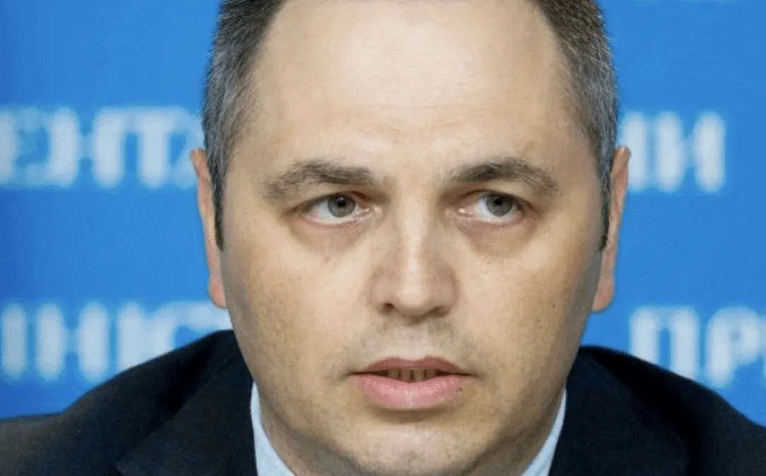 “Труба, очевидно, передав функції речниці ДБР Портнову” – адвокат заявляє про новий “злив” інформації
