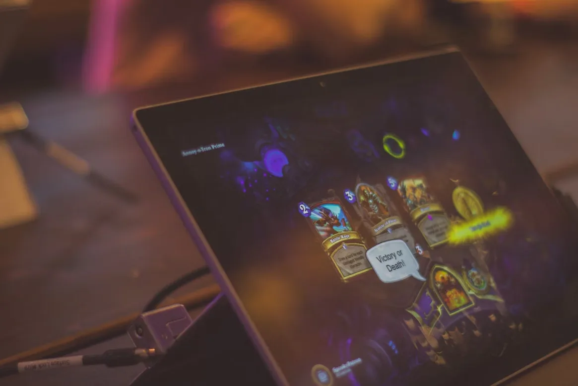 Игра HearthStone – коллекционная карточная игра от Blizzard Entertainment