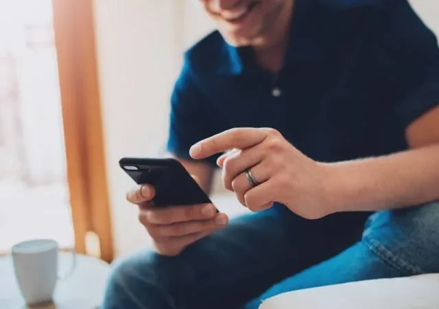Ставки зі смартфона: Як встановити додаток FAVBET – From-UA: Новини України
