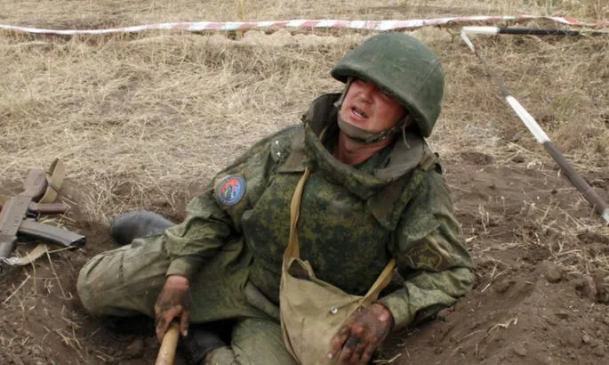 Россияне убегали из-под Бахмута, но попали под огонь ВСУ. Видео – From-UA: Новини України