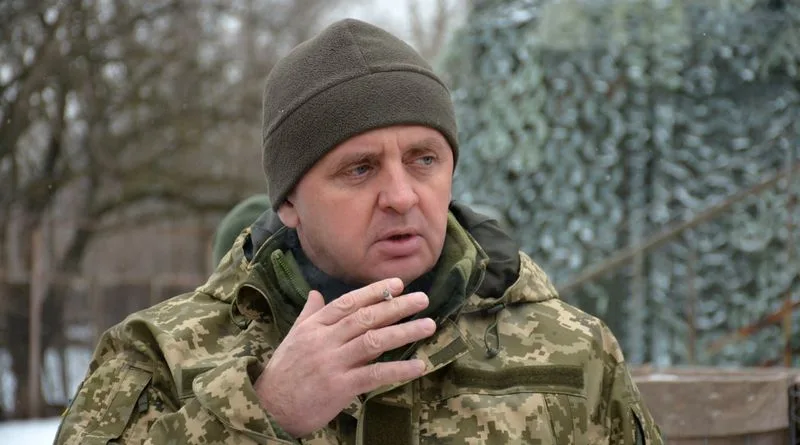 Віктор Муженко – необхідно перейти в оборону і повністю переформатувати фронт для накопичення сил і засобів для подальшого наступу – From-UA: Новини України