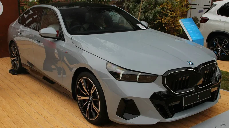 BMW i5: Новий етап електричної інновації – From-UA: Новини України