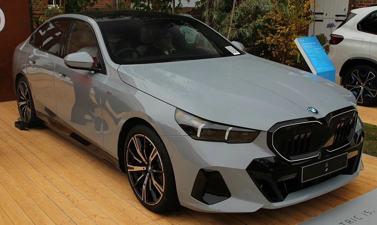 BMW i5: Новий етап електричної інновації