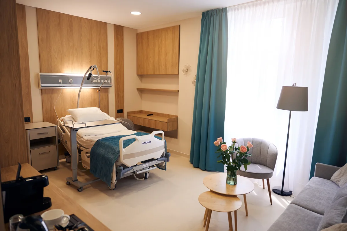 Круглосуточный стационар в TOP Clinic DENIS