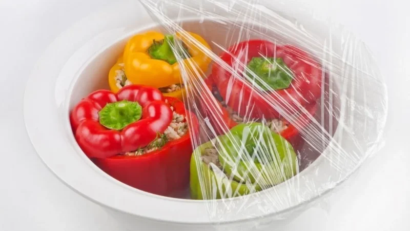 Пищевая пленка в рулоне: как продлить свежесть продуктов? – From-UA: Новини України