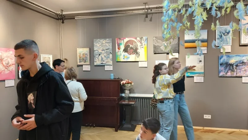 Виставка “Крилата Свобода”, організована з нагоди Дня художника України – From-UA: Новини України