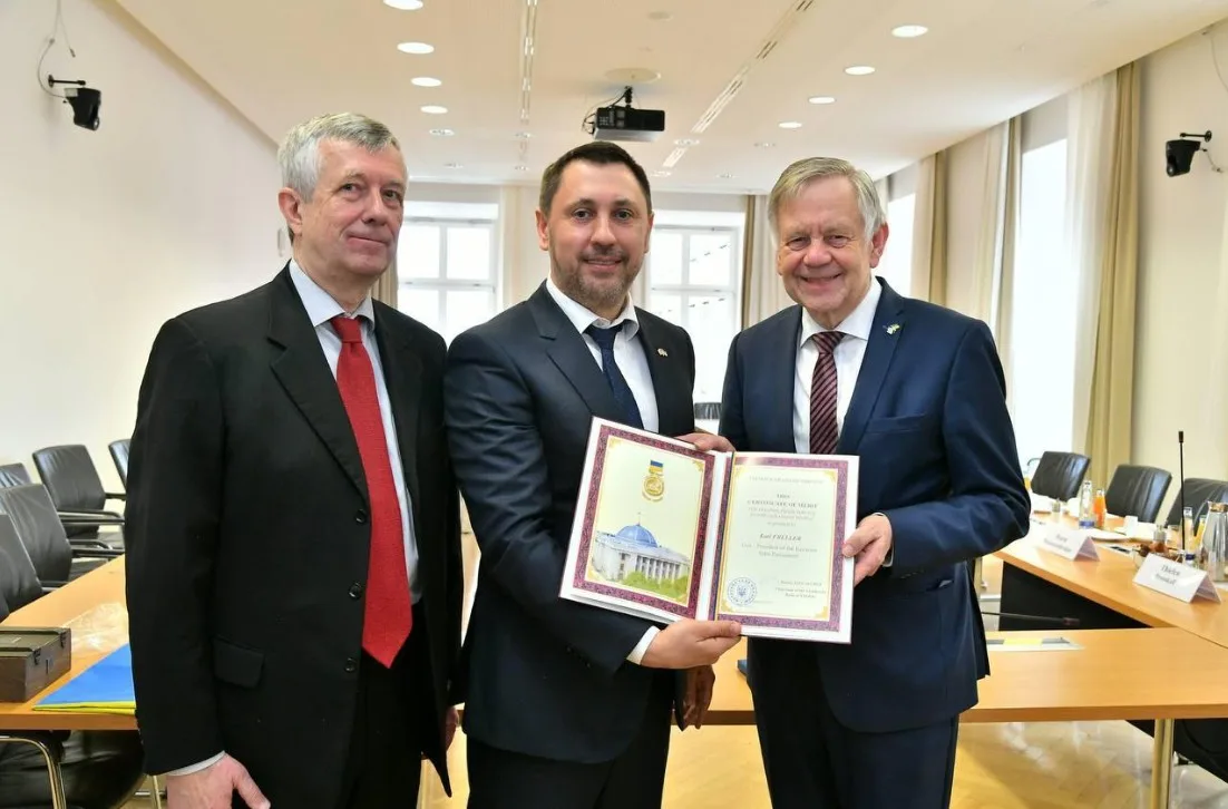Як Андрій Стріхарський задіяв матір і сестру у відмиванні мільйонів та тіньових схемах у Німеччіні