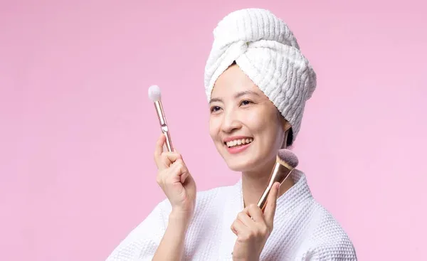 Магазин корейської косметики Chics Cosmetics: оригінальна продукція MEDIPEEL та ANUA в Україні – From-UA: Новини України
